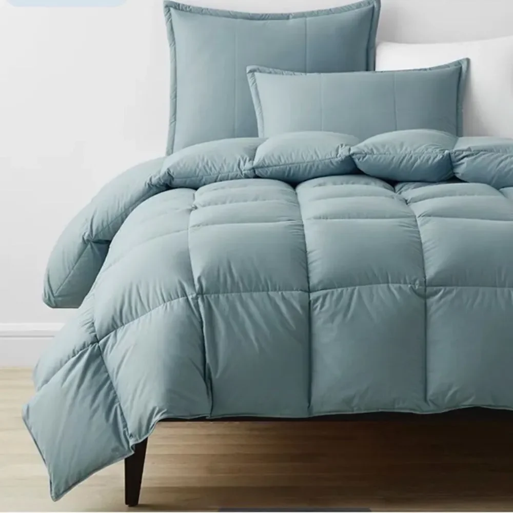 The Company Store LoftAIRE™ Down Alt Medium Comforter Sea Mist, Twin Size. New!
